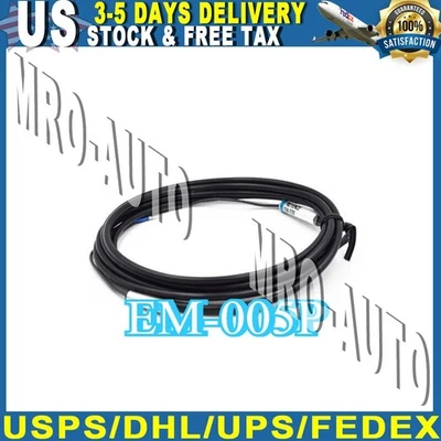 EM-005P Main Unit Shielded M5 PNP Proximity Sensors In-Cable Amplifiers Keyence - Image 1 of 4