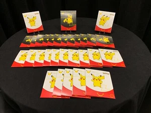 Paquetes de cartas de Pokémon 25 aniversario de McDonald's Happy Meal - Imagen 1 de 7