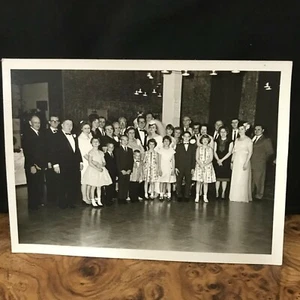 #1486 Altes Familienfoto Hochzeit 60er Jahre - Bild 1 von 2