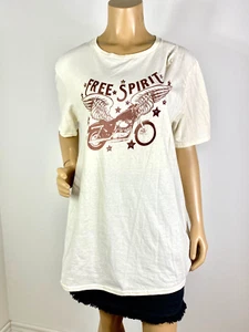 Free Spirit Ivory T Shirt Motorcycle With Wings and Crystal Details SZ L Gildan - Picture 1 of 11