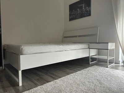 Diamona Lattenrost Bettgestell Ikea 140 x 200 cm Nachttisch weiß - Bild 1 von 4