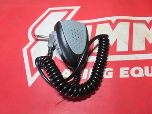 Whelen Noise Cancelling PA Microphone W Mount and cord - Zdjęcie 1 z 8