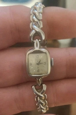 Reloj de pulsera vintage Elgin de oro de 10 quilates con bisel Art Deco para mujer  Foto 1 de 4