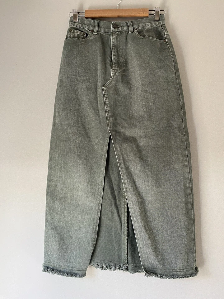 Ena Pelly Women’s Denim Midi Skirt Size 8 Grey Stone Wash Front Split Frayed Hem - Image 1 of 4
