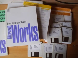 Software Microsoft Works für Windows 2.0 mit 8 3.5" Diskette und 2 Handbüchern - Bild 1 von 4