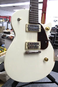 Gretsch G2210 Streamliner Junior Jet Club - Vintage White Jr. Type All Mahogany - Picture 1 of 10