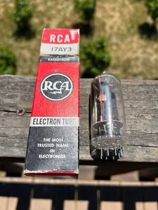 Tubo RCA 17AY3 NOS testato - Foto 1 di 1