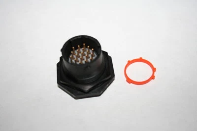 NEW SOURIAU  UTS714E19S  JAM NUT CONNECTOR RCPT, SIZE 14, 19POS, PANEL - Image 1 of 3