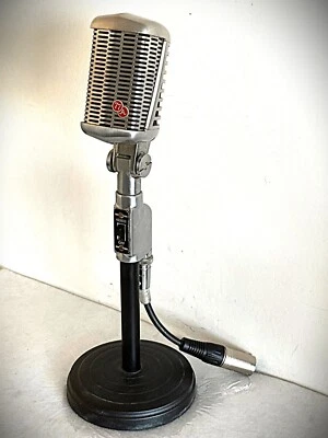 Vintage 1950's ASTATIC 77 Dynamic Microphone, original element, stand & cable - Image 1 of 4