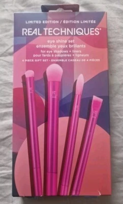 Limited Edition Real Techniques Eye Shine Set Eye Shadows + Liners Gift Set - Image 1 of 4
