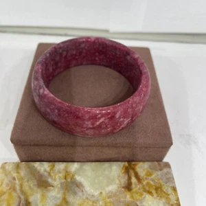 Jade Bangle 6.00 Cm Diam 2.5 Cm Wide And Pink Color Stylish And Fashionable - Picture 1 of 10