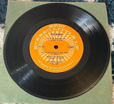 Cliff Richard: I'm in the Mood for Love... 7" 33 Jukebox EP Epic/US 5-26089 VG - Image 1 of 2