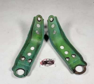 KAWASAKI Bayou 185 (KLT185) OEM Juego de soportes de montaje para guardabarros trasero (L&R) Foto 1 de 4