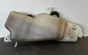 2002 Yamaha Vino 50 YJ50 Oil Tank Reservoir 50cc - Picture 1 of 2