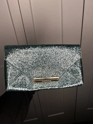 Bolso sin asas Kate Spade Boda Belles Charla Brillo Sobre - Verde azulado Foto 1 de 4