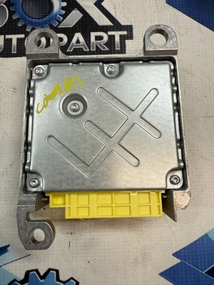 Toyota Corolla SRS 2013 módulo de control 89170-02D53 fabricante de equipos originales Foto 1 de 4