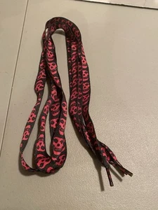 44" Tip To Tip Black with Pink Misfits Skulls Rockabilly Punk Shoe laces - Picture 1 of 4