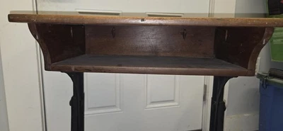 Kenney Bros & Wolkins古董收藏学校书桌波士顿马萨诸塞州 — 第 1/4 张图片