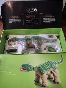Jouet dinosaure robotique Ugobe Life Form PLEO (objet de collection) comme neuf non perturbé - Photo 1 sur 11