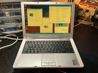 Dell Inspiron 700m 12.1" Laptop Pentium M 1.6GHz 1GB RAM 32GB SSD Wifi Win XP - Image 1 of 4