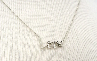 Collar Tiffany & Co. Paloma Picasso Plata Esterlina Love Grafetti 17" Foto 1 de 4