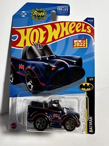 2022 Hot Wheels Classic DC classic Tv Series Batmobile #78 Batman Blue Red - Picture 1 of 2