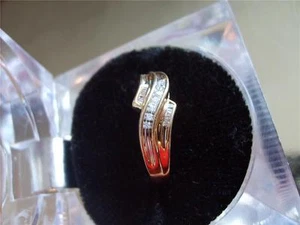 Estate Vintage 10K Yellow Gold Round & Baguette Diamonds Ring - Picture 1 of 4