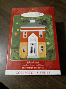 Schoolhouse (Nostalgic Houses & Shops) - Keepsake Ornament - Hallmark 2000 - Picture 1 of 4