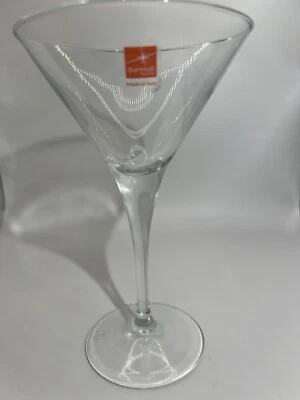 Vasos de cóctel Bormioli Rocco Ypsilon Martini--8,25 onzas x 12 Foto 1 de 4
