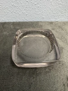 Square clear glass paperweight for crafts with design ash tray multipurpose - Picture 1 of 3