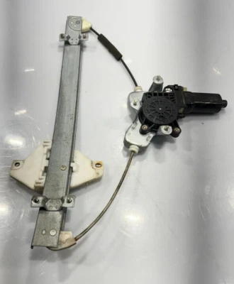 2002-2005 HYUNDAI SONATA FRONT LEFT WINDOW REGULATOR w/MOTOR GENUINE OEM PART - Image 1 of 4