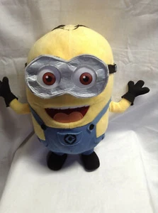Despicable Me Minions goggle Plush Stuffed Animal Toy Dave Universal Studios 14" - Picture 1 of 3