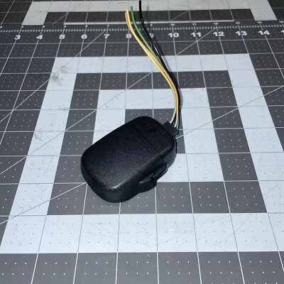 2003 2009 Chevrolet Buick Cadillac Rear View Mirror RAIN SENSOR 25831579 - Image 1 of 4