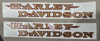 Наклейки на бак Harley-Davidson — золотистые с красным контуром - Изображение 1 из 4
