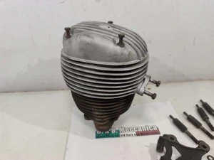 CILINDRO TESTA GRUPPO TERMICO MOTO MORINI 175 T TURISMO (EE685) - Picture 1 of 12