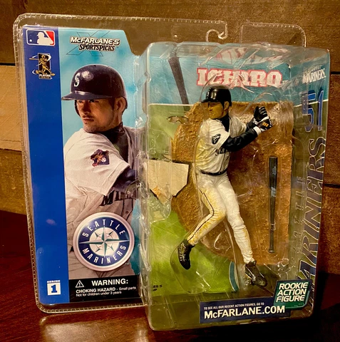 ICHIRO SUZUKI Seattle Mariners 2002 McFarlane’s Sportspicks Baseball ROOKIE FIG Cover
