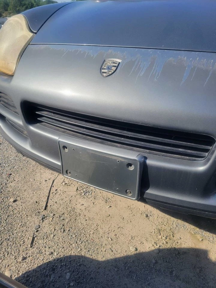 Grille Without Turbo Center Fits 03-06 PORSCHE CAYENNE 1602633 - Image 1 of 4