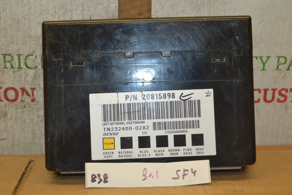 Módulo de control de carrocería GMC Acadia 2007-2011 BCM 20815898 unidad 838-5F4 Bx 1 Foto 1 de 3