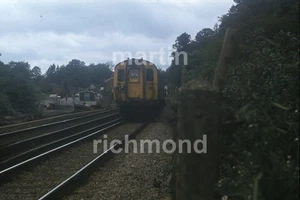 British Rail Class 411 EMU 7209 1970's Agfacolor 35mm Slide RN492 - Picture 1 of 1