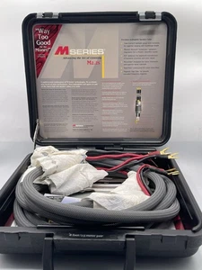 2 Used Monster Cable mseries m2.2s speaker 8ft Cables with Hard Case - Picture 1 of 5