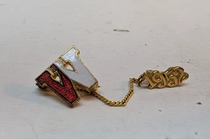 Vintage 1952 W Varsity High School Pin Award Gold Tone Brooch - Picture 1 of 3