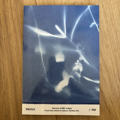 BTS RM INDIGO Book Edition Foto 1 de 4