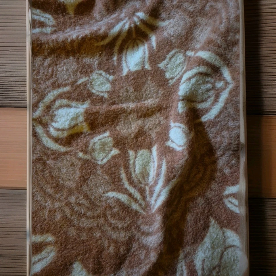 Manta Rosas Vintage Naranja y Blanco Off Reversible 100% Lana Mohair? 77"X 81" Foto 1 de 4