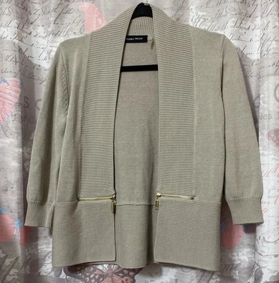 Cárdigan IVANKA TRUMP Caqui Manga 3/4 Suéter Talla Pequeña Dorado Detalle Cremallera Foto 1 de 4