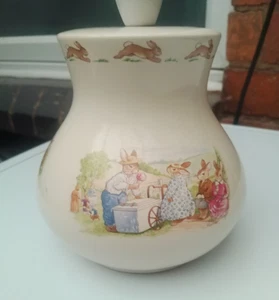 Royal Doulton ~ Bunnykins ~ Lampenfuß ohne Schirm ~ Eisverkäufer ~ kein PAT-Test - Bild 1 von 8