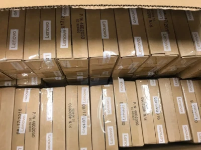 New 4XB7A74951 02JH877 Lenovo Storage DE 1.92TB 12Gb/s 2.5'' SAS SSD - Image 1 of 2