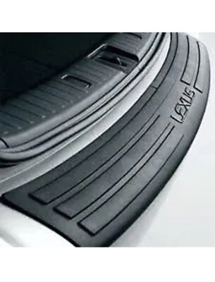 *NEW LEXUS OEM FACTORY REAR BUMPER PROTECTOR STEP PAD 2004-2009 RX330/350/400h - Image 1 of 3
