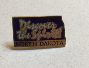 Pin de solapa Discover the Spirit Dakota del Norte - Imagen 1 de 3