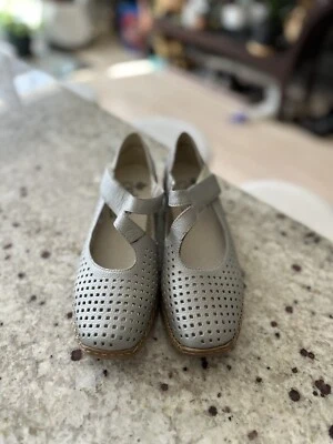Zapatos informales de cuero Rieker para dama de todos los días 41345 talla 37 Foto 1 de 4
