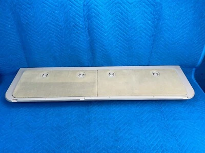 Panel interior de la puerta trasera de Lexus LX570 con cubierta beige: LL02 2013-2018 OEM Foto 1 de 4